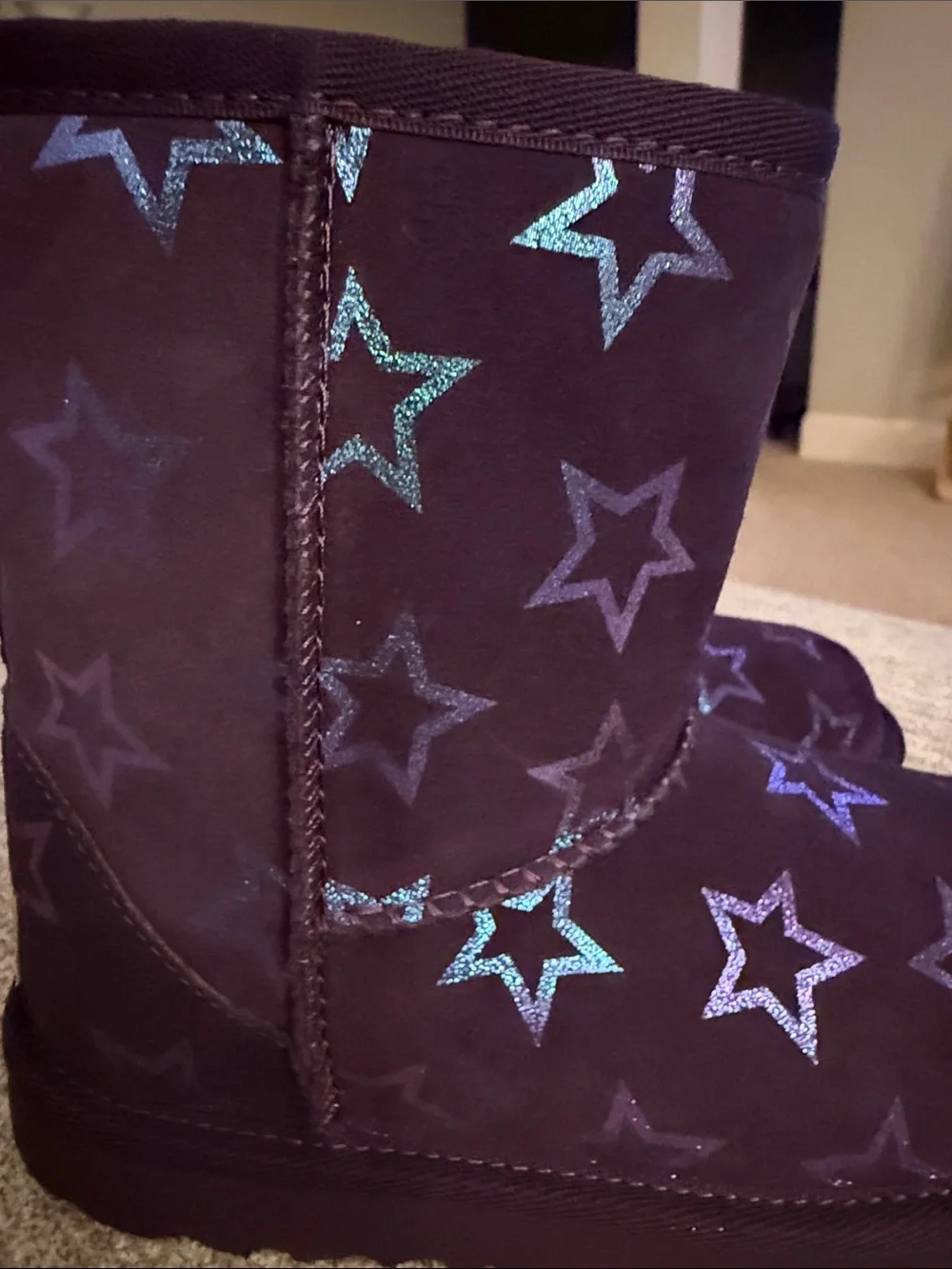 Kids Purple Star Winter Boots - UGG NEVER WORN